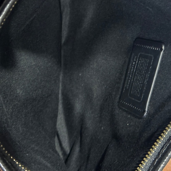 Coach File Crossbody in Black Leather with Vandal Gummy Bear Delinquent Like New - Picture 5 of 7